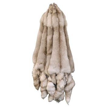 Premium Plus Label SAGA Royal Platinum Pearl Fox Pelt